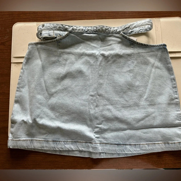 Weworewhat Side Cutout Denim Mini Skirt Large - Picture 5 of 7